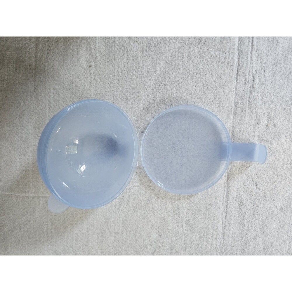 Tupperware Forget Me Not 4201B Onion / Tomato Keeper Light Blue